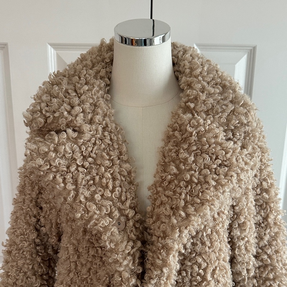 For The Republic Tan Curly Faux Fur Teddy Sherpa Bouclé Cozy Boho Jacket Size M - Picture 3 of 17